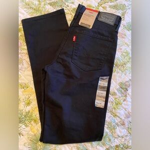 NWT Levi’s 314 Shaping Straight Jeans Black 26x30